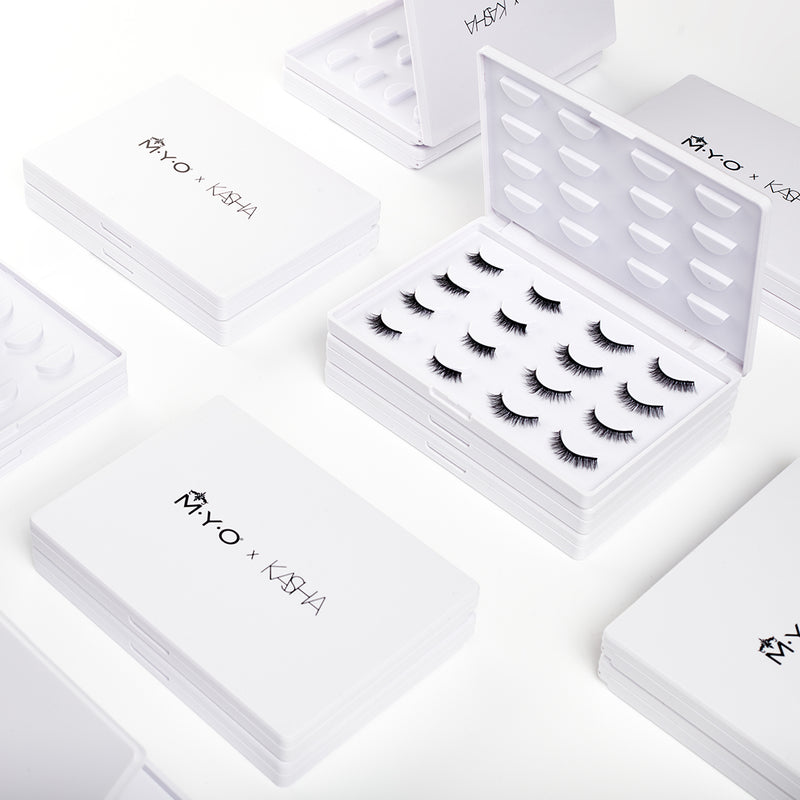 MYO X KASHA THE LASH CASE- INCLUDING 8 SETS OF KASHA LUXE EDTION LASHES